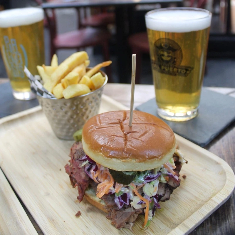 MIERCOLES BURGER & SCHOP 