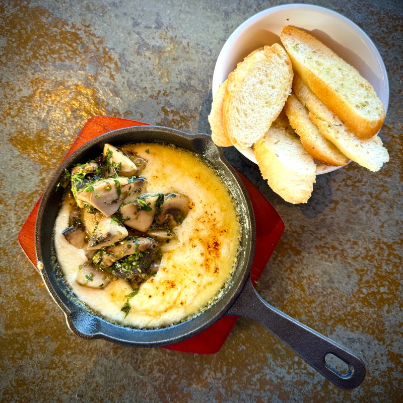 Provoleta con champiñones 