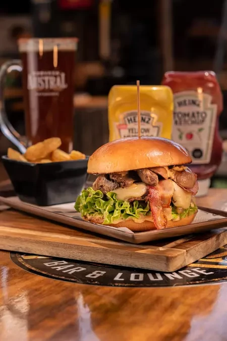 Manhattan Burger Burger