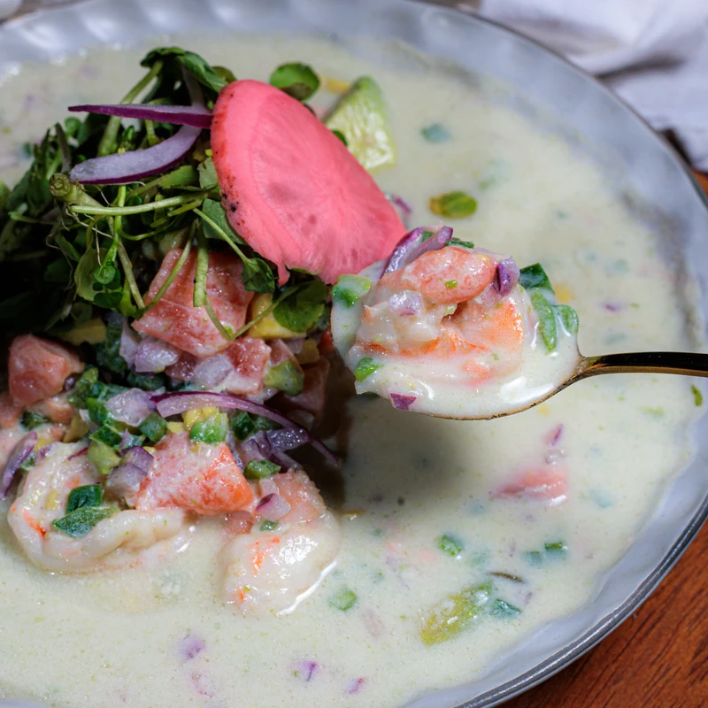 Ceviche Camarón y Salmón