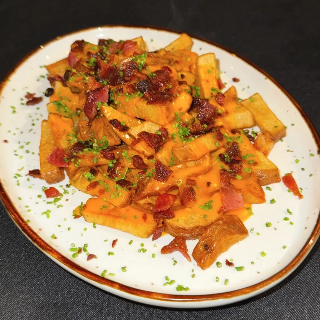 Papas cargadas cheddar